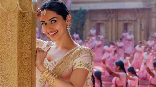 Manushi Chhillar Exudes Sheer Elegance In These Ethnic Looks